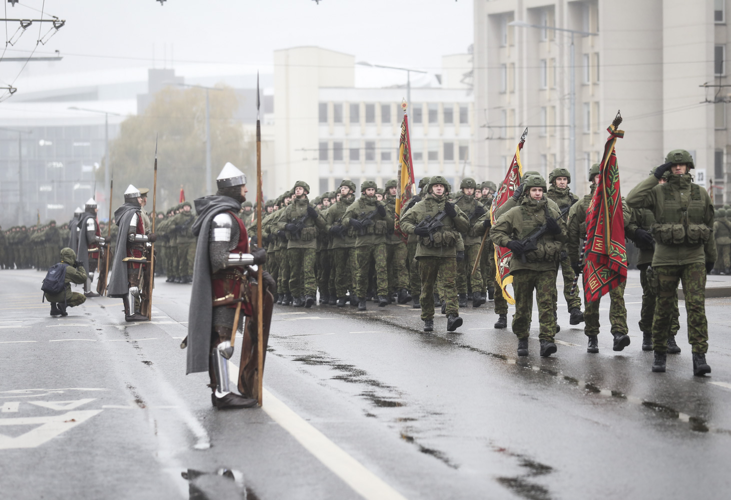 Латвия военный парад
